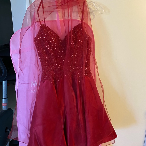 Graduation/Prom Dress size 4 - Picture 3 of 5